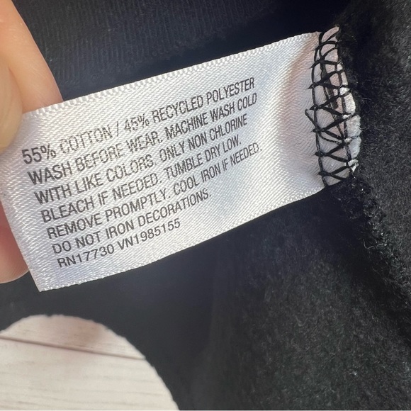 ACDC Girls Black Cropped Pullover Sweater Size XL - Picture 6 of 8